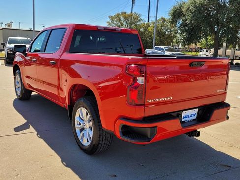 New 2026 Chevrolet Silverado 1500 Custom image 3