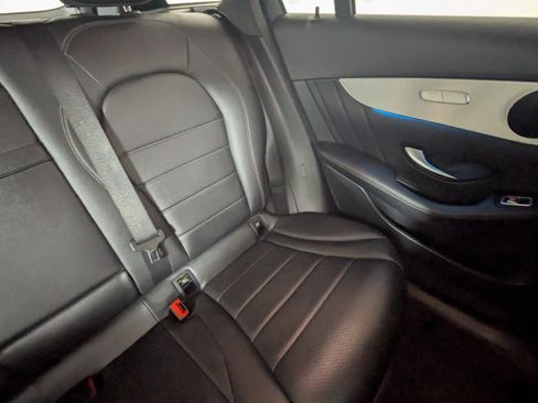 Used 2019 Mercedes-Benz GLC 300 image 13
