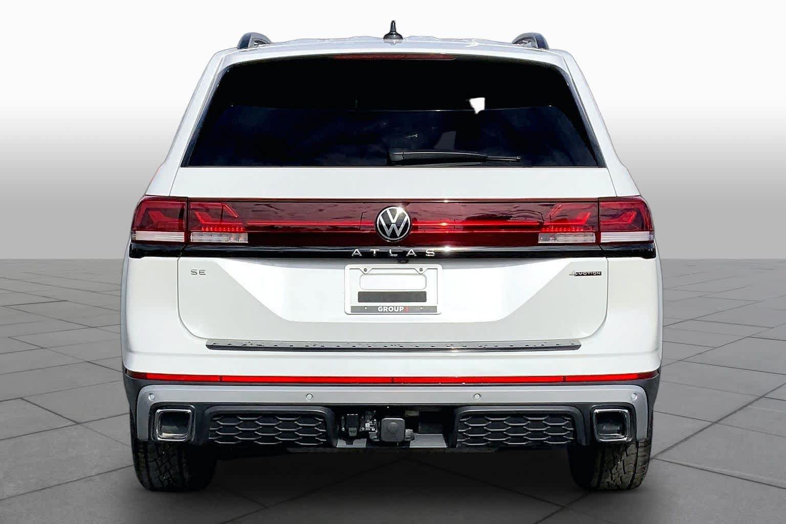 Used 2026 Volkswagen Atlas Peak Edition AWD/4WD image 5