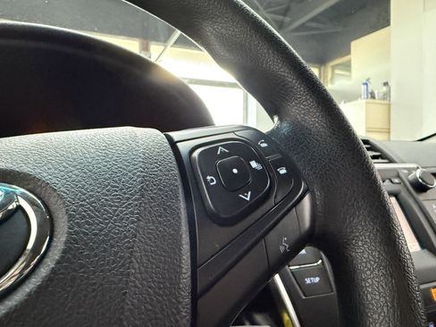 Used 2017 Toyota Camry LE image 15