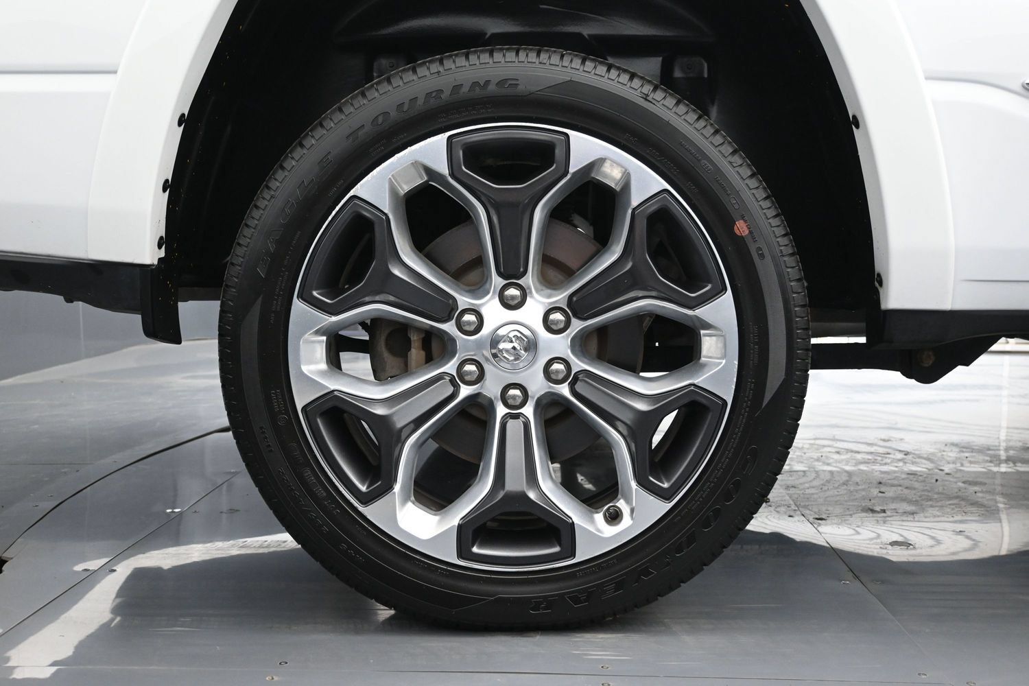 Used 2019 RAM 1500 Limited AWD/4WD image 18