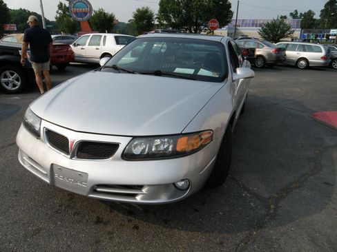 Used 2002 Pontiac Bonneville SE w/ 1SC Opt Pkg image 7