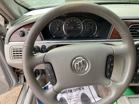 Used 2009 Buick LaCrosse CXL w/ Driver Confidence Package FWD image 11