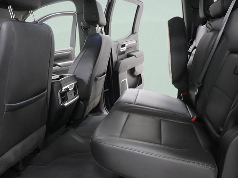 Used 2022 GMC Sierra 1500 SLT w/ SLT Convenience Package image 27