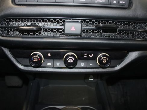 Used 2024 Honda HR-V LX image 15