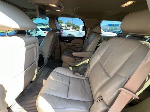 Used 2008 GMC Yukon Denali AWD/4WD image 23