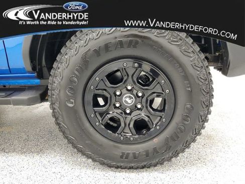 Used 2024 Ford Bronco Wildtrak image 5