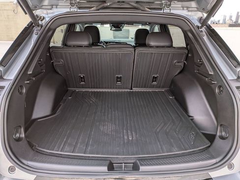 Used 2025 Chevrolet Equinox EV RS image 24