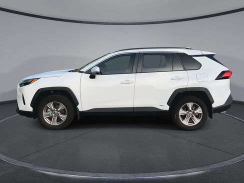 Certified 2024 Toyota RAV4 XLE AWD/4WD image 5
