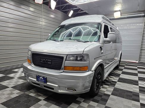 Used 2018 GMC Savana 2500 Extended w/ Enhanced Convenience Package RWD image 45