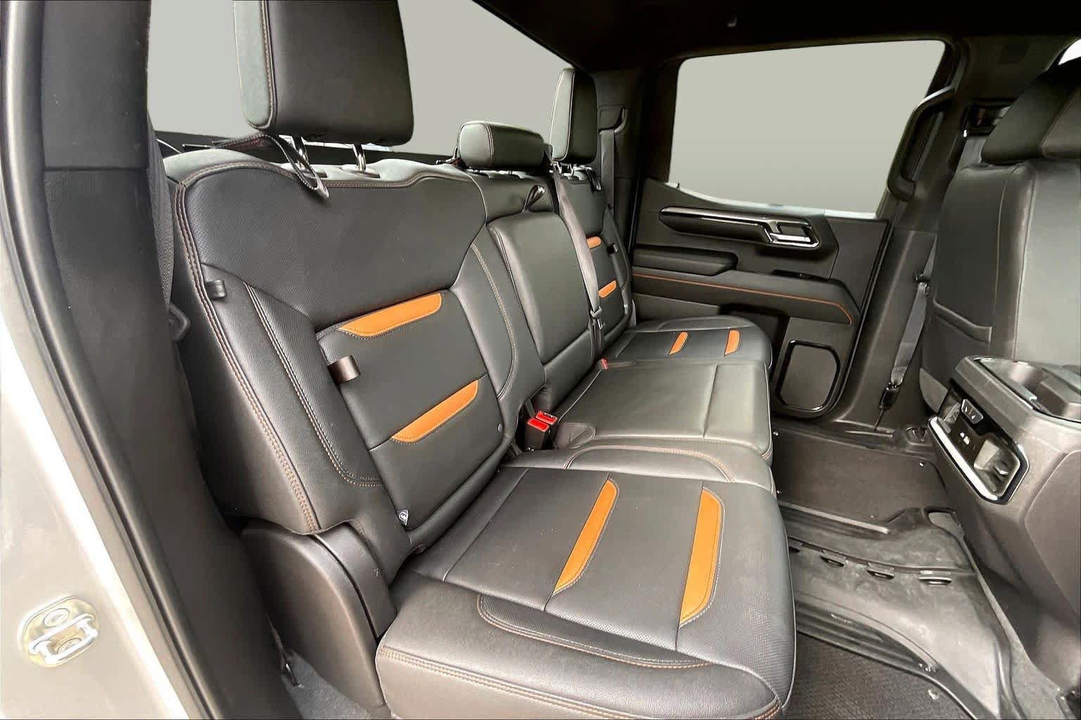 Used 2022 GMC Sierra 1500 AT4 w/ Sierra Safety Plus Package AWD/4WD image 19