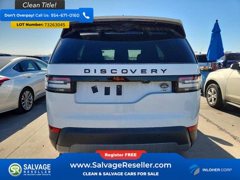 Used 2017 Land Rover Discovery SE image 8