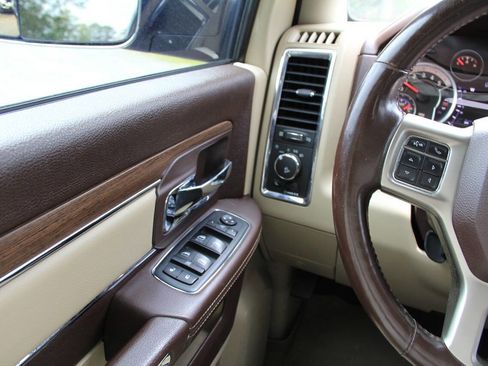Used 2015 RAM 2500 Laramie w/ Protection Group AWD/4WD image 28
