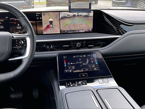 Certified 2025 INFINITI QX80 Sensory AWD/4WD image 11
