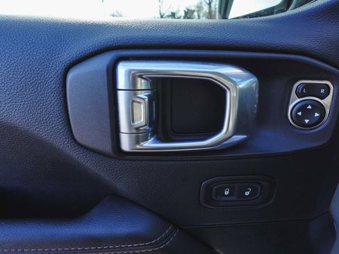 Used 2023 Jeep Wrangler Unlimited Rubicon 392 w/ Trailer Tow Package image 10