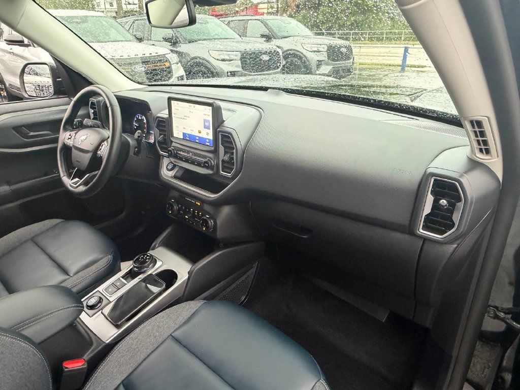 Used 2024 Ford Bronco Sport Outer Banks AWD/4WD image 18