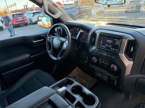 Used 2023 Chevrolet Silverado 1500 Custom image 36