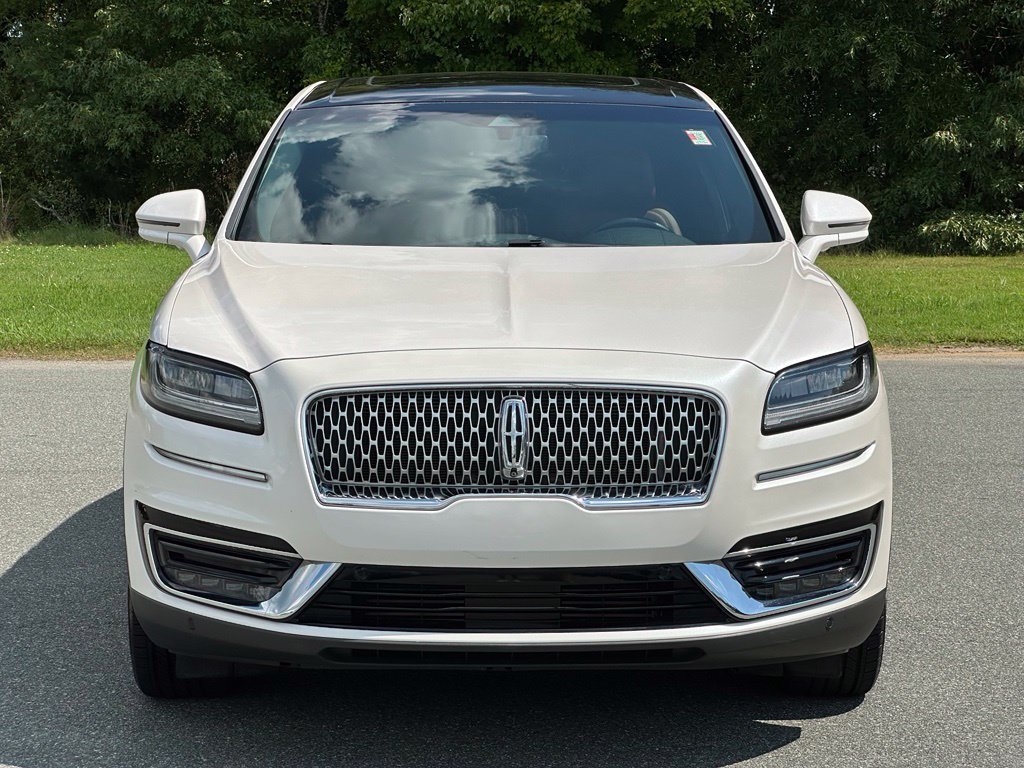 Used 2019 Lincoln Nautilus Reserve FWD image 12