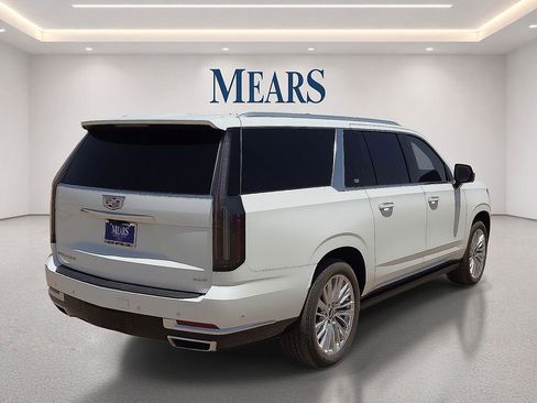 Used 2025 Cadillac Escalade ESV Premium Luxury w/ Touring Package AWD/4WD image 5
