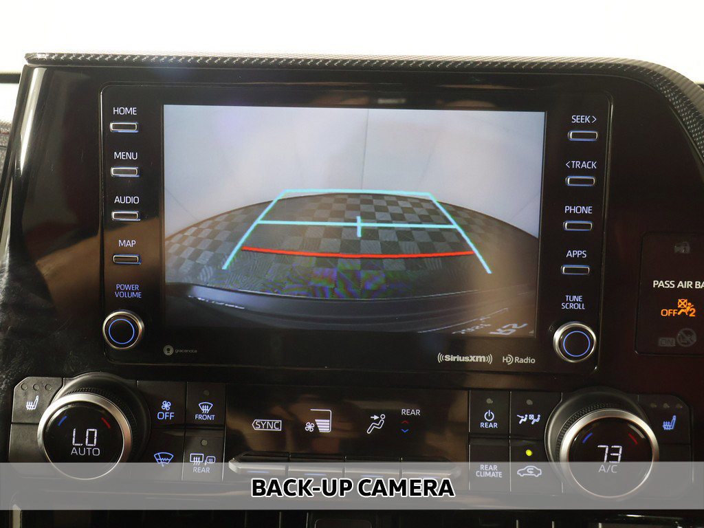 Used 2021 Toyota Highlander XSE AWD/4WD image 6