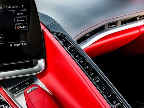 Used 2020 Chevrolet Corvette Stingray Premium Cpe w/ 3LT Preferred Equipment Group RWD image 27