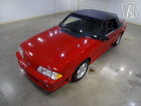 Used 1989 Ford Mustang GT image 2