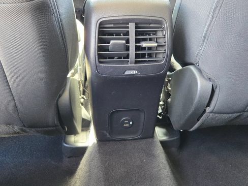 Used 2022 Ford Escape SE w/ Convenience Package FWD image 15