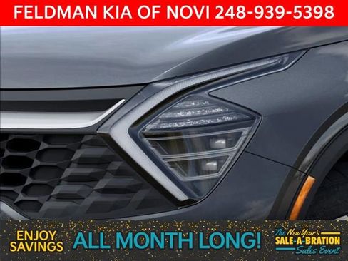 New 2025 Kia Sportage LX image 10