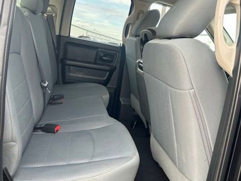 Used 2017 RAM 1500 Express w/ Black Ram 1500 Express Group image 12