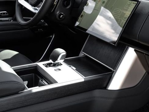 New 2026 Land Rover Range Rover SE AWD/4WD image 29
