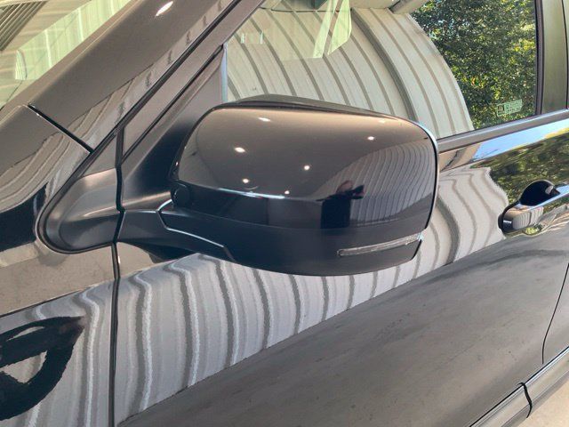 Used 2024 Honda Pilot TrailSport image 3