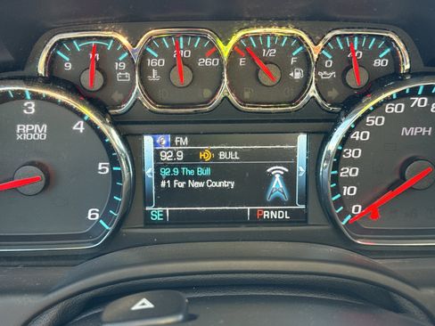 Used 2019 Chevrolet Suburban Premier image 12