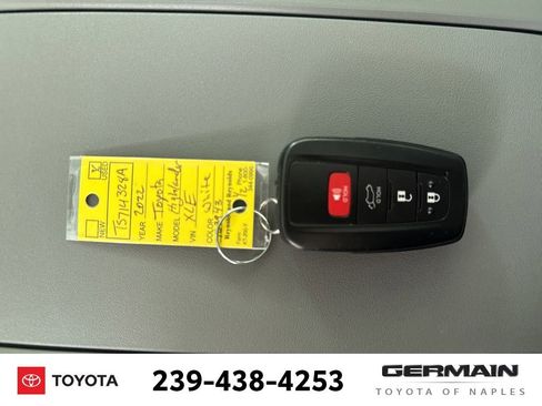 Used 2022 Toyota Highlander XLE image 24