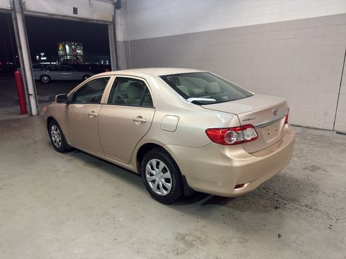 Used 2011 Toyota Corolla FWD image 5