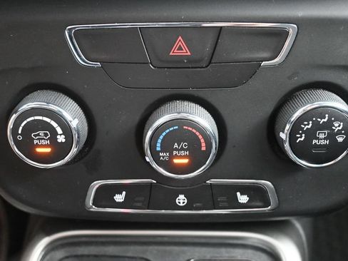 Used 2017 Jeep Compass Sport w/ Cold Weather Group AWD/4WD image 14