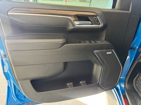 Used 2024 Chevrolet Silverado 1500 LT Trail Boss w/ LT Trail Boss Premium Package image 13