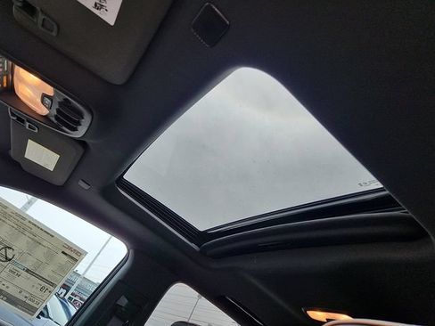 New 2026 GMC Canyon AT4 w/ Technology Plus Package AWD/4WD image 10