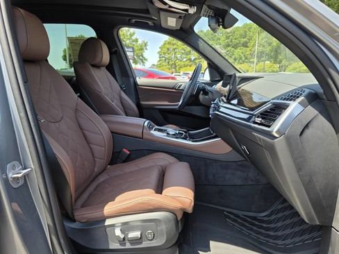 Used 2026 BMW X5 sDrive40i w/ Premium Package RWD image 32