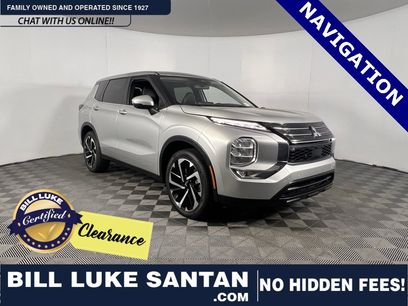 Used 2024 Mitsubishi Outlander SE