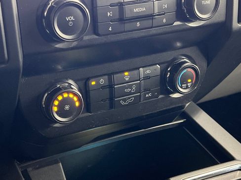 Used 2019 Ford F150 XL w/ Equipment Group 101A Mid AWD/4WD image 18