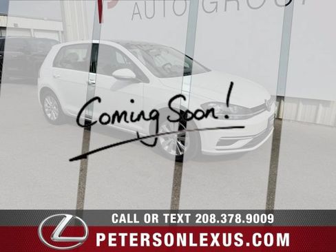 Used 2019 Volkswagen Golf SE FWD image 2