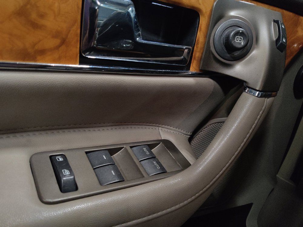Used 2015 Lincoln MKX FWD w/ Equipment Group 102A image 27