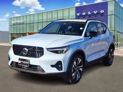 New 2026 Volvo XC40 B5 Ultra w/ Climate Package image 25