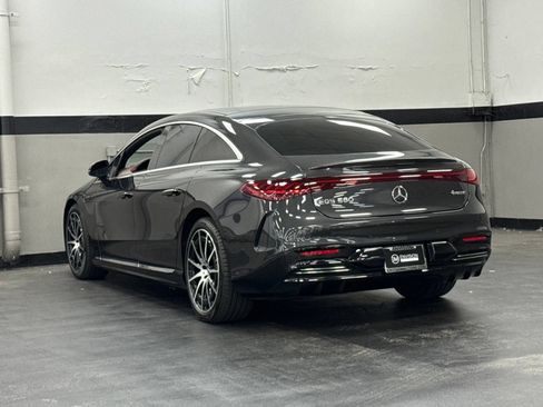 Used 2023 Mercedes-Benz EQS 580 4MATIC Sedan image 11