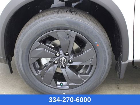 New 2026 Nissan Rogue SV image 25