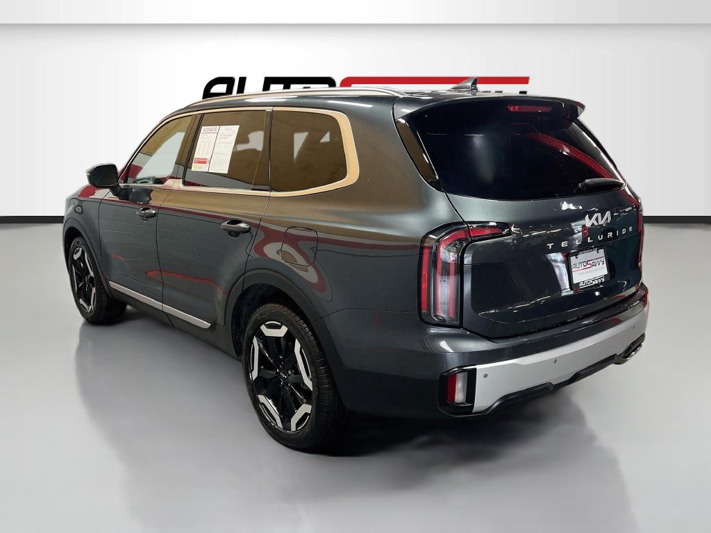 Used 2024 Kia Telluride EX AWD/4WD image 5