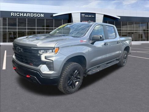 Used 2024 Chevrolet Silverado 1500 LT Trail Boss w/ Convenience Package II image 1