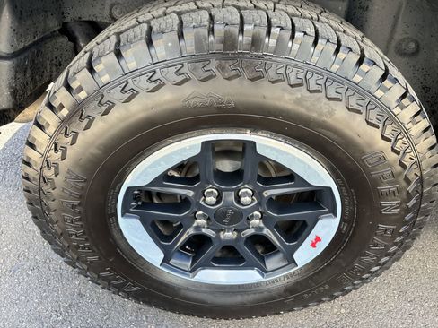 Certified 2019 Jeep Wrangler Unlimited Rubicon AWD/4WD image 4