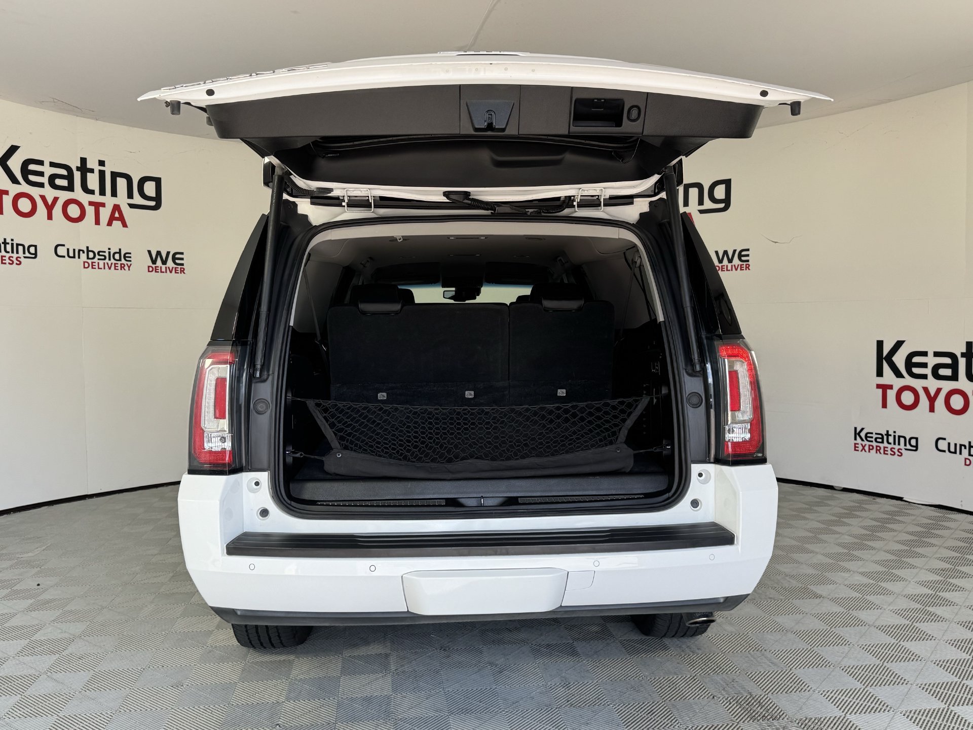 Used 2018 GMC Yukon XL SLT w/ Premium Edition RWD image 17