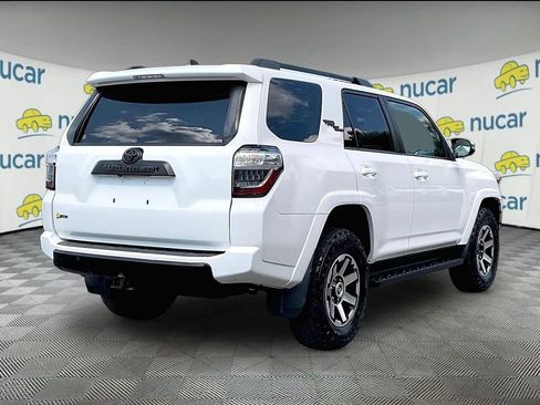 Used 2019 Toyota 4Runner SR5 AWD/4WD image 6